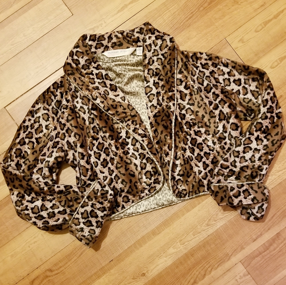 SALE2/18🔥Victoria's Secret Collection soft blazer